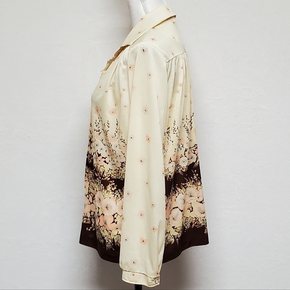 VINTAGE 1960s Boho Yellow Multi-color Floral Long Sleeves Button Up Day Blouse - Picture 8 of 14